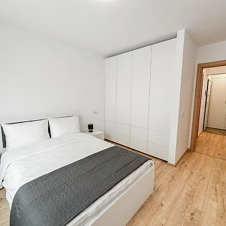 Apartment Ember Green - Duo Brasov